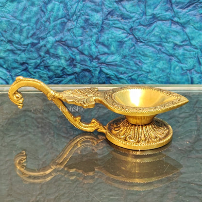 Brass Handcrafted Aarti Diya with handle