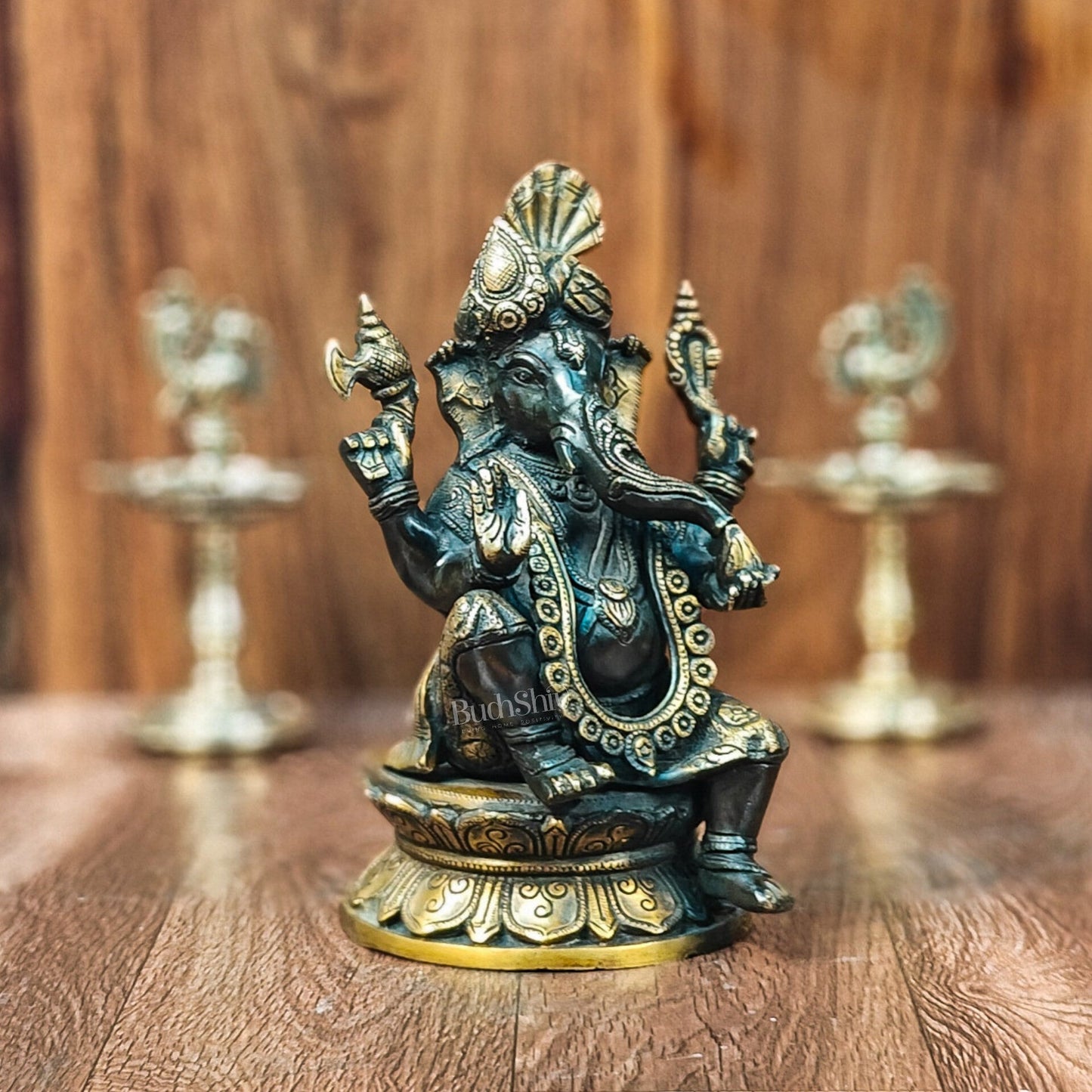 Brass Handcrafted Ganapathi Statue with Turban - Unique Design
