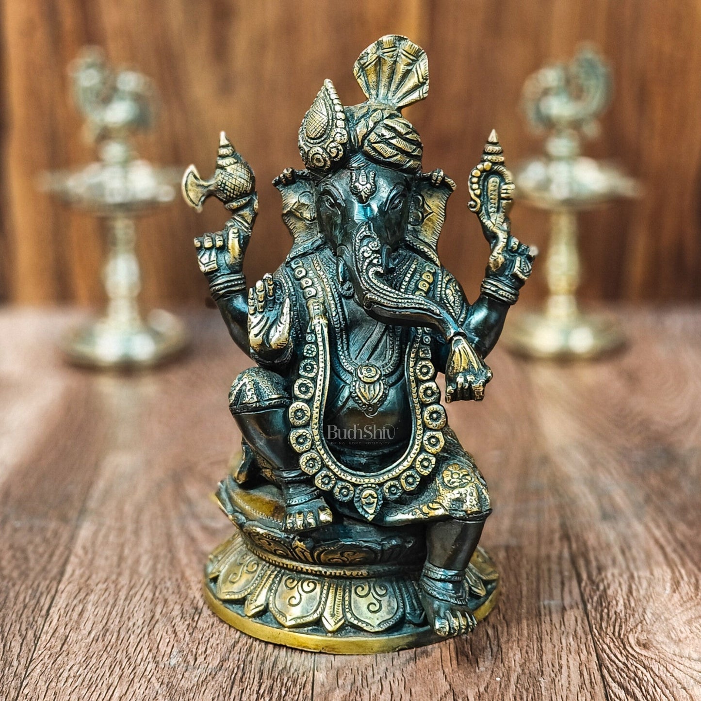 Brass Handcrafted Ganapathi Statue with Turban - Unique Design