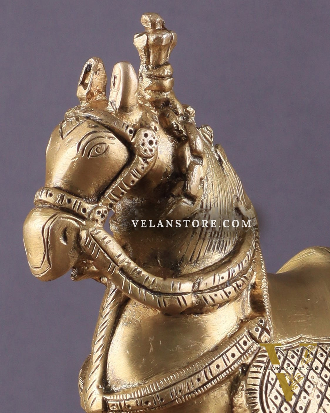Brass Horse Standing Showpiece Statue – Elegant Design | 7.5 Inches