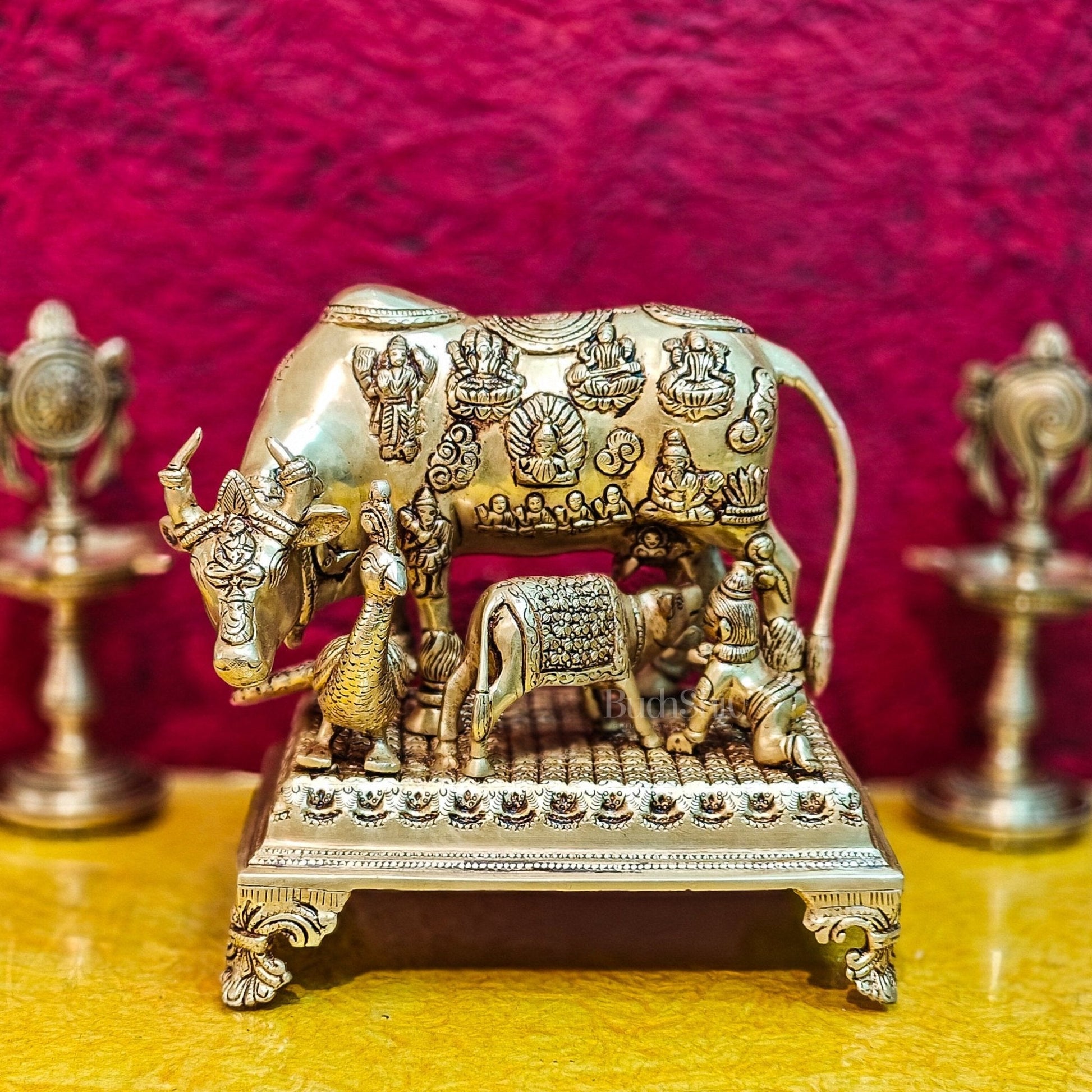 Brass Kaamdhenu cow and calf idol | 10"