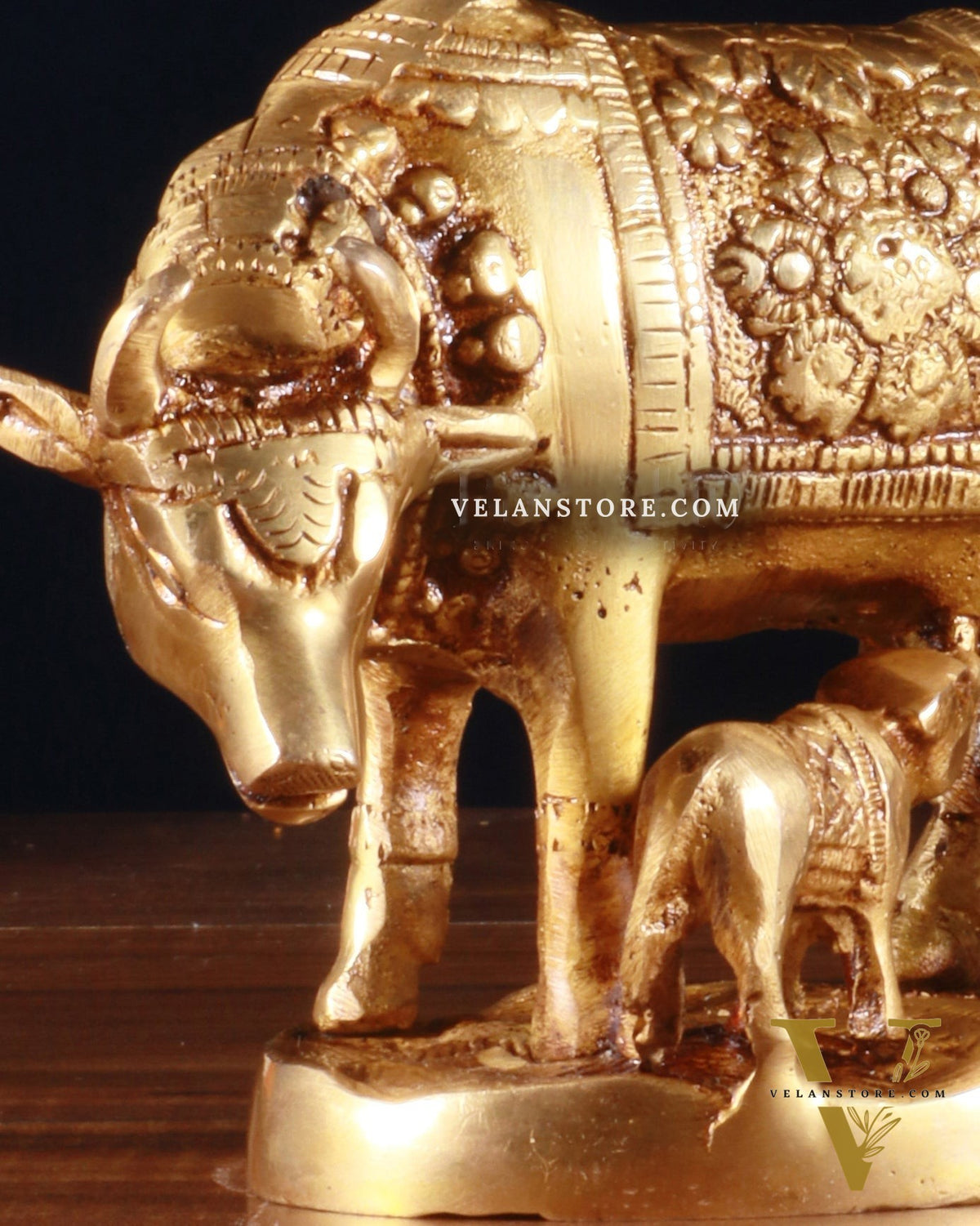 Brass Kamdhenu Cow with Calf Idol – 3.8 Inch