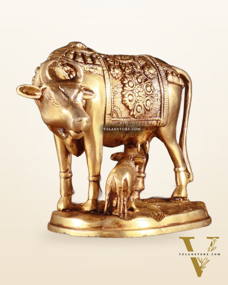 Brass Kamdhenu Cow with Calf Idol – 5 x 7 x 3.4 Inches, 1.5 Kg