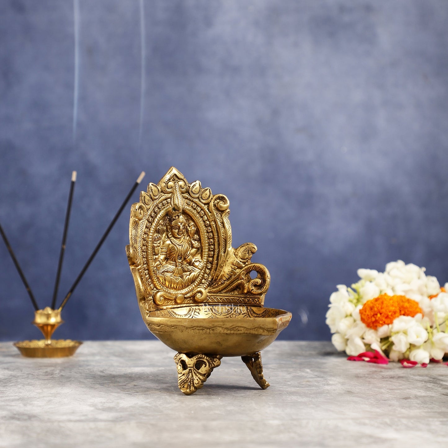 Brass lakshmi Diya Oil Lamp - 7 Inch