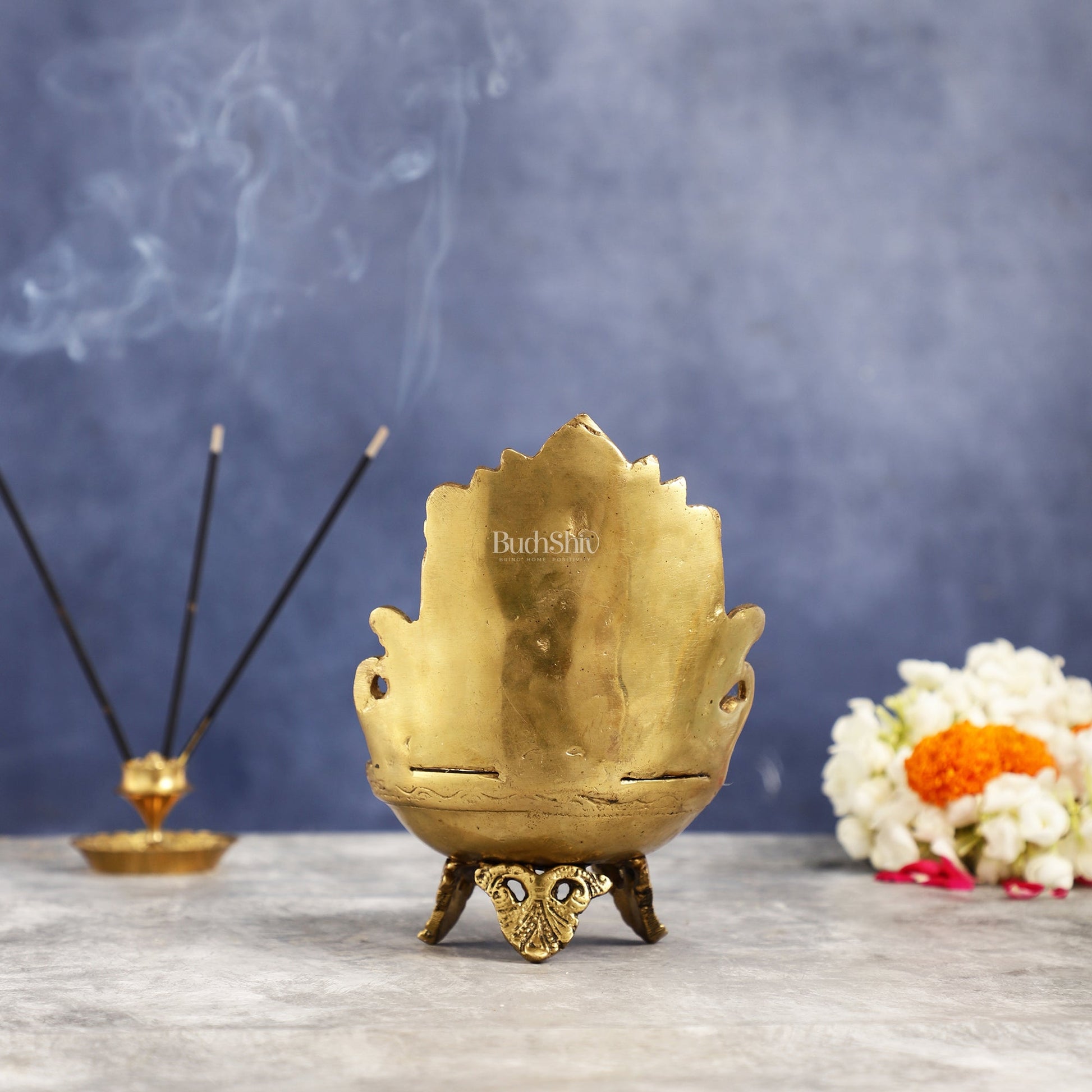 Brass lakshmi Diya Oil Lamp - 7 Inch