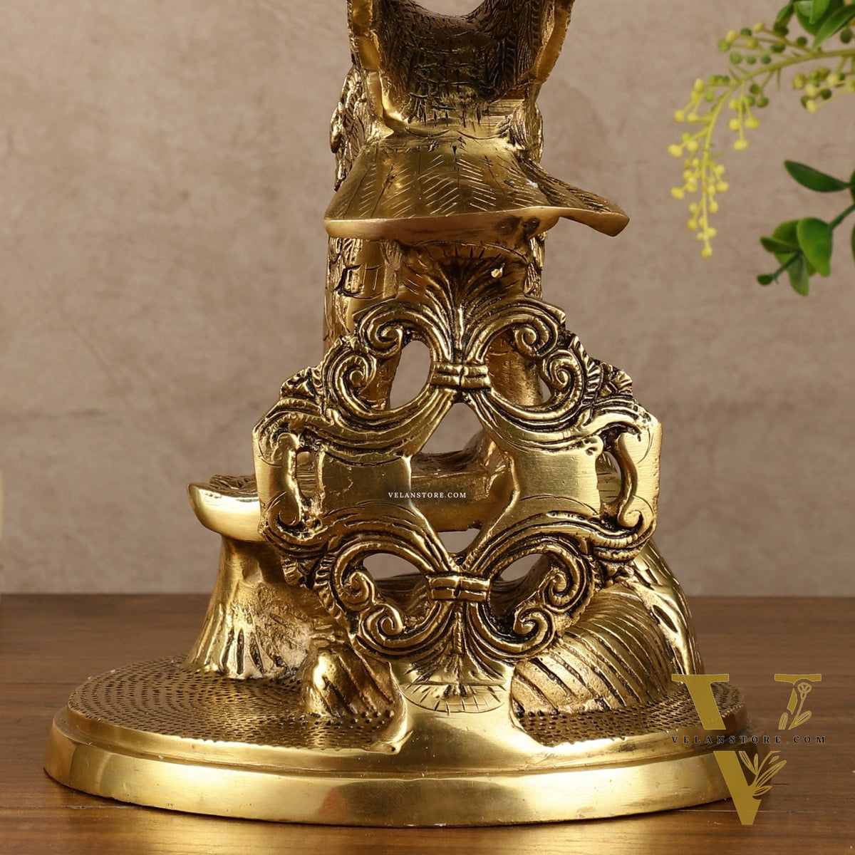 Brass Large Decorative Eagle Statue Showpiece | 15x8x7 Inch