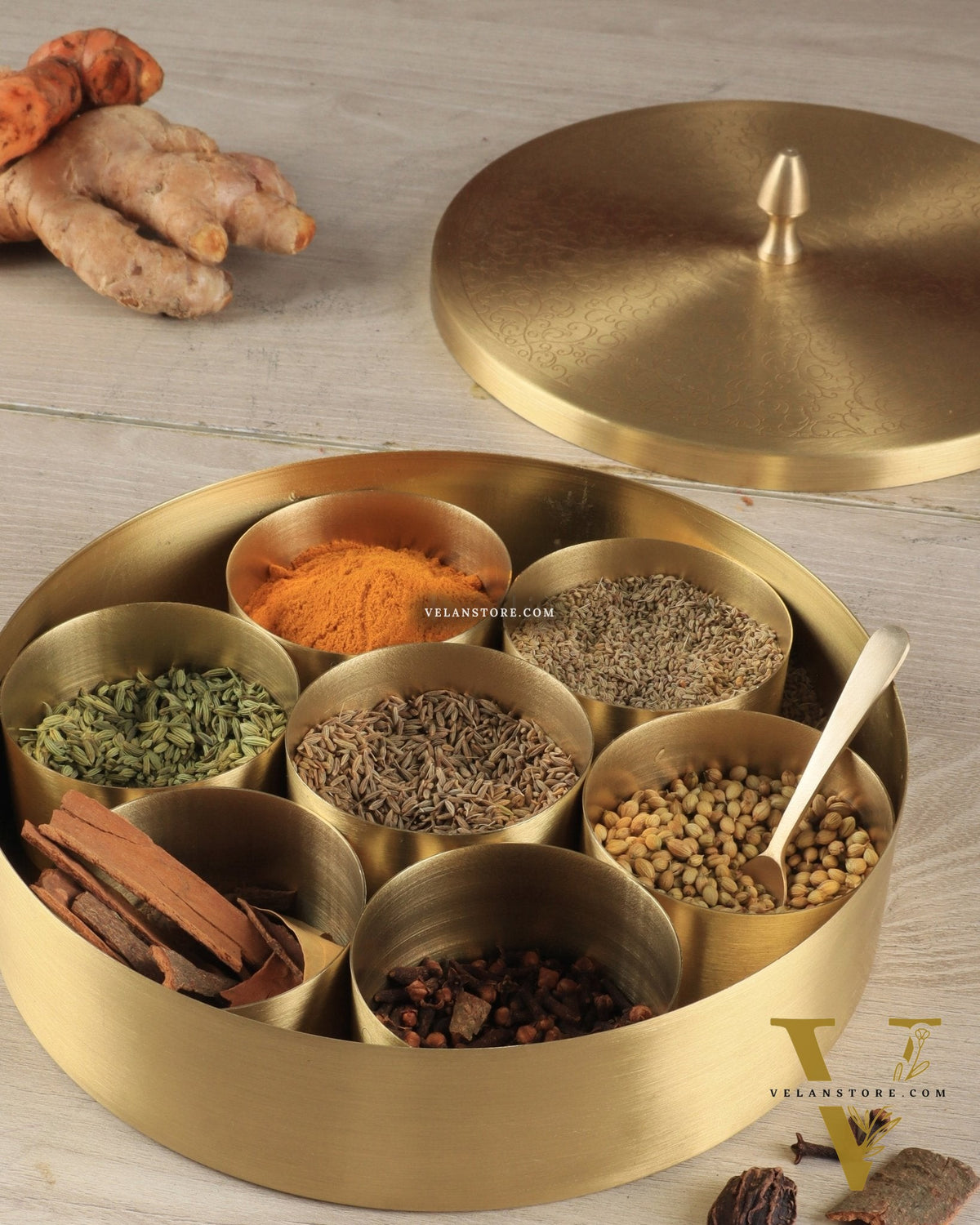 Brass Masala Box Daani – Round Spice Container, 2.5"x6"x6"