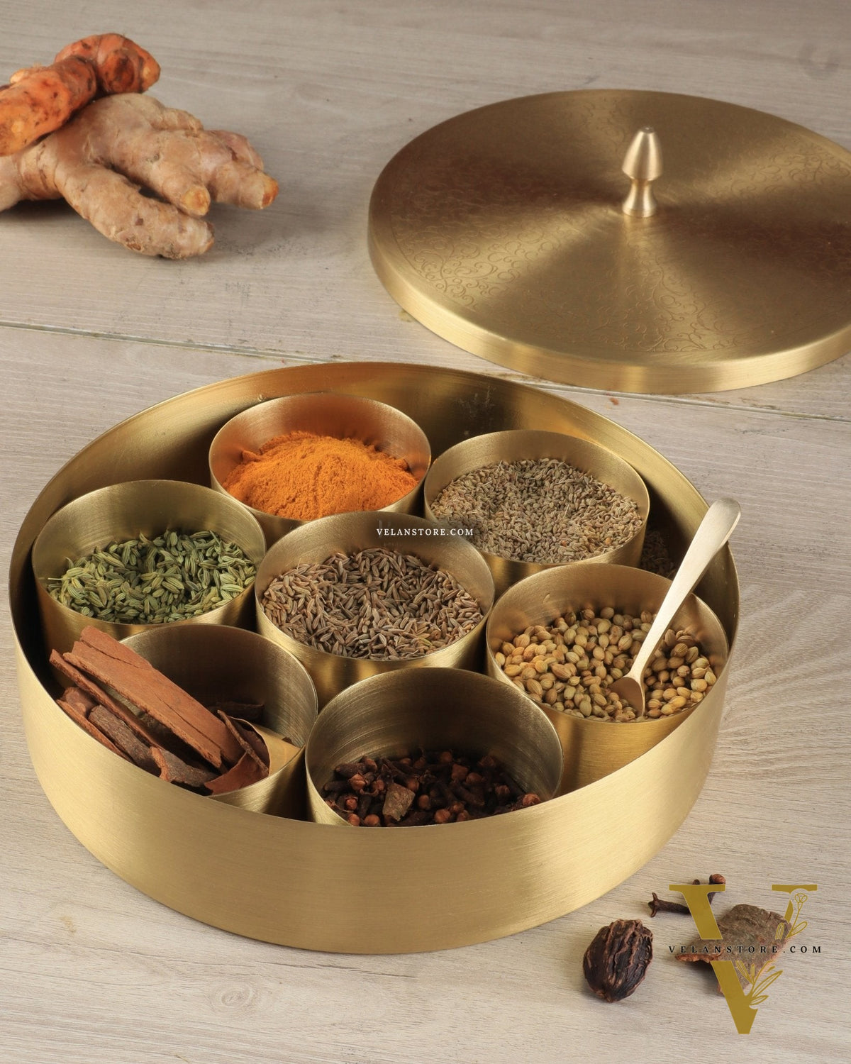 Brass Masala Box Daani – Round Spice Container, 2.5"x6"x6"