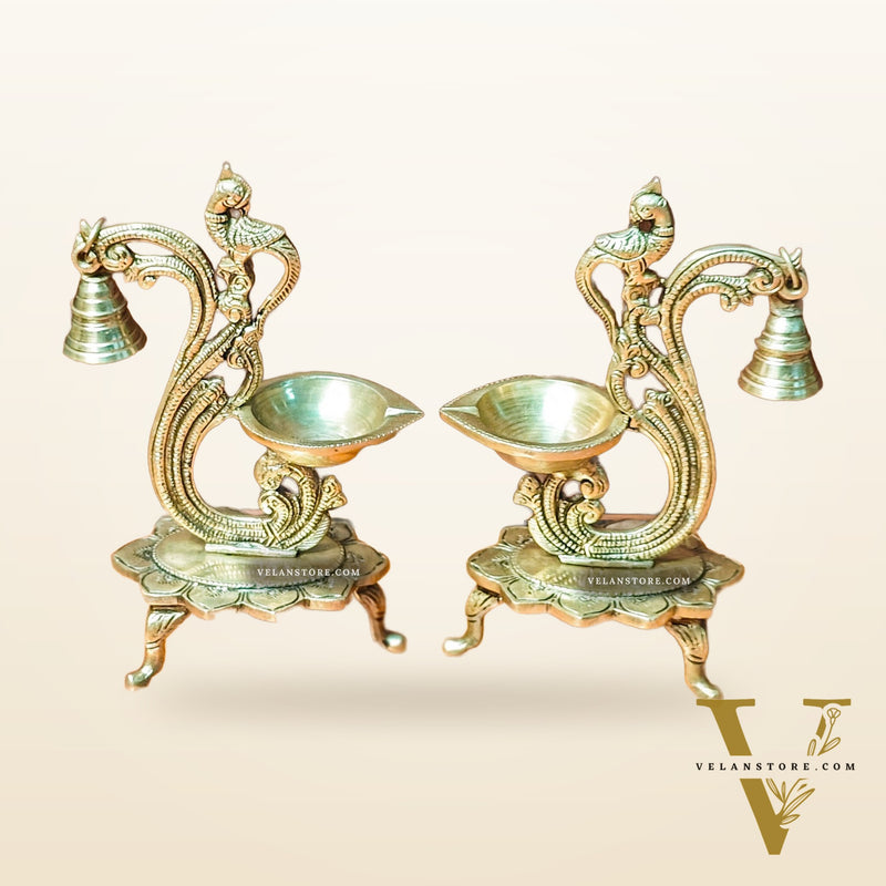 Brass parrot lamp with bell