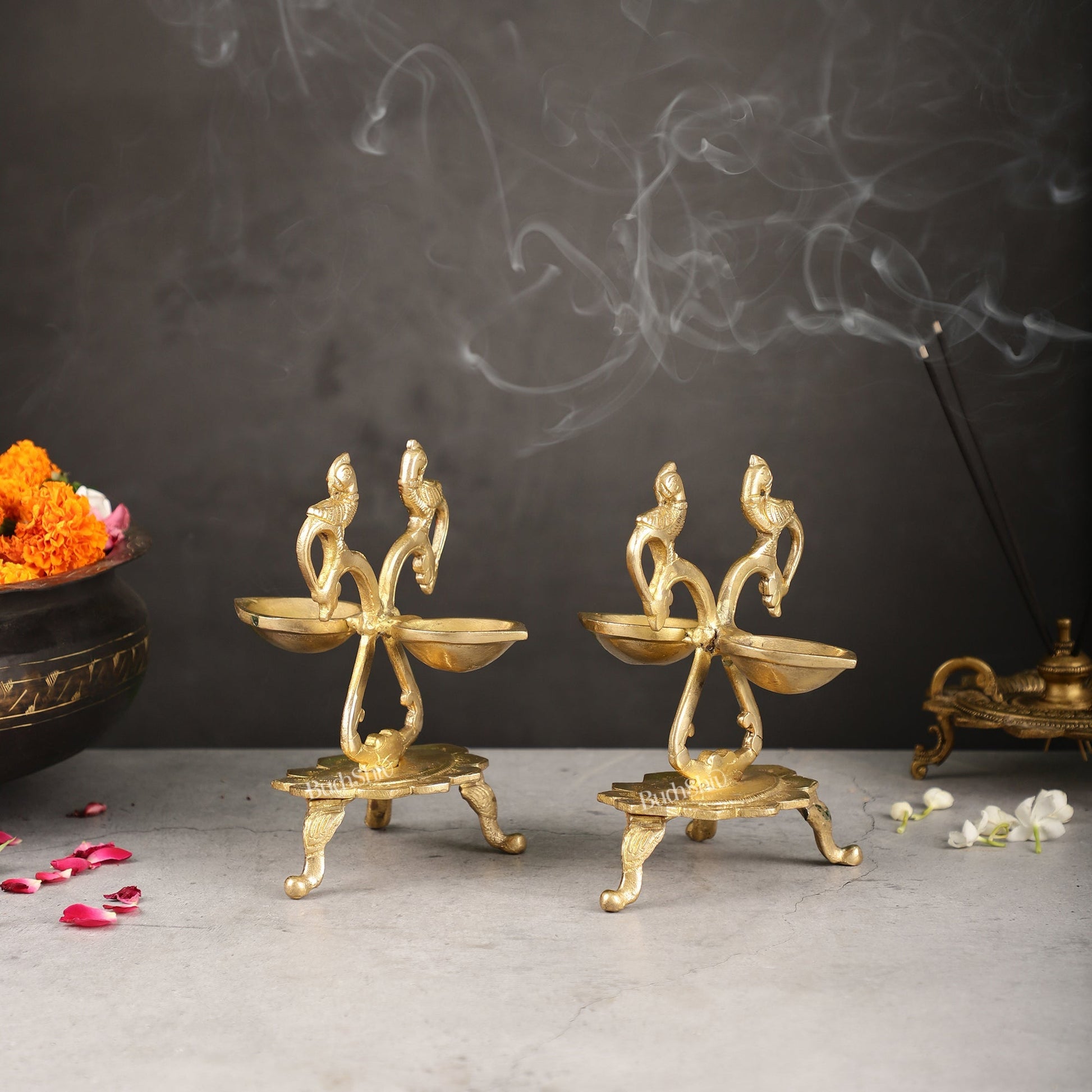 Brass parrot Lamps - 7.5in