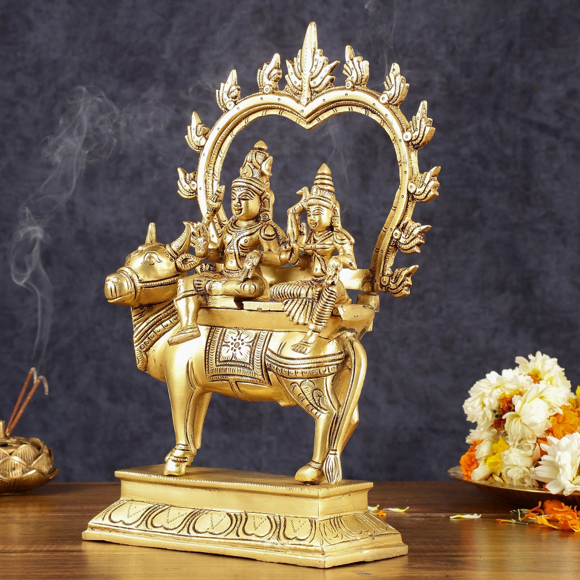 Brass Shiv Parvati seated on nandi Pradosh Nayagar with Prabhavali idol | 13 inch