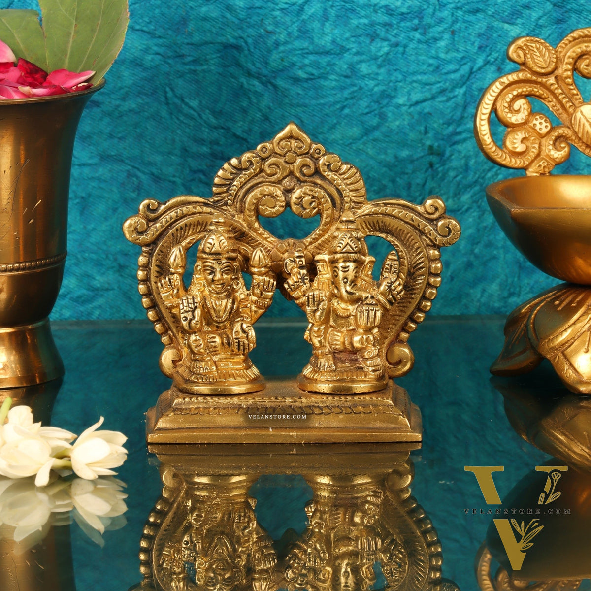 Brass small Ganesh Lakshmi idol with prabhavali frame 3.5"