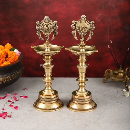 Brass Superfine 12-Inch Shankh and Chakra Oil Lamp Vilakku
