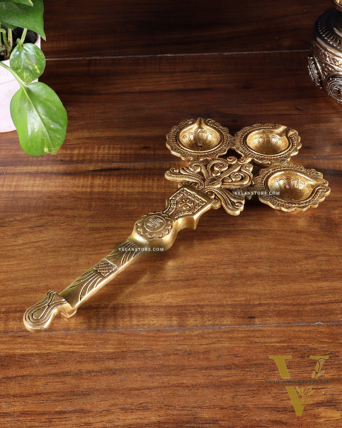 Brass Superfine aarti Triple Diya with Handle