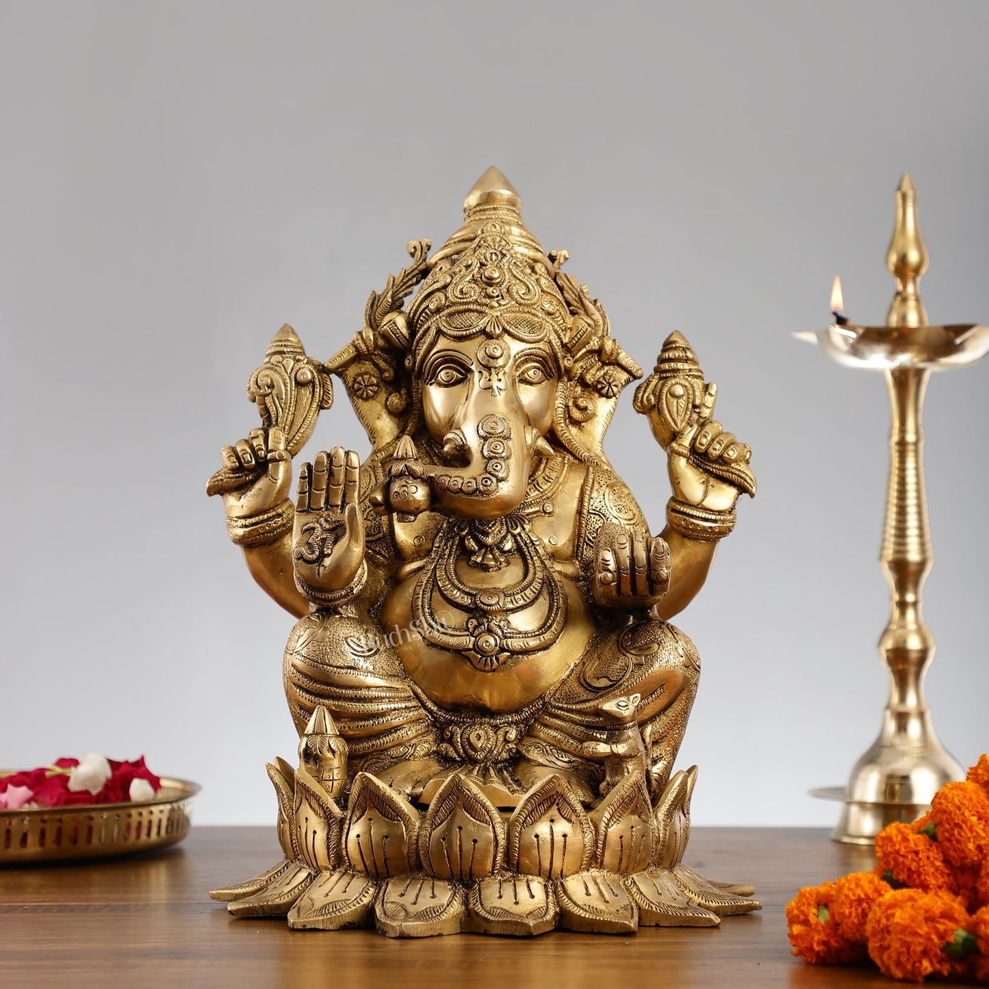Brass Superfine Big Lord Ganesha Idol (Right Side Trunk) | Height 15.5 inch