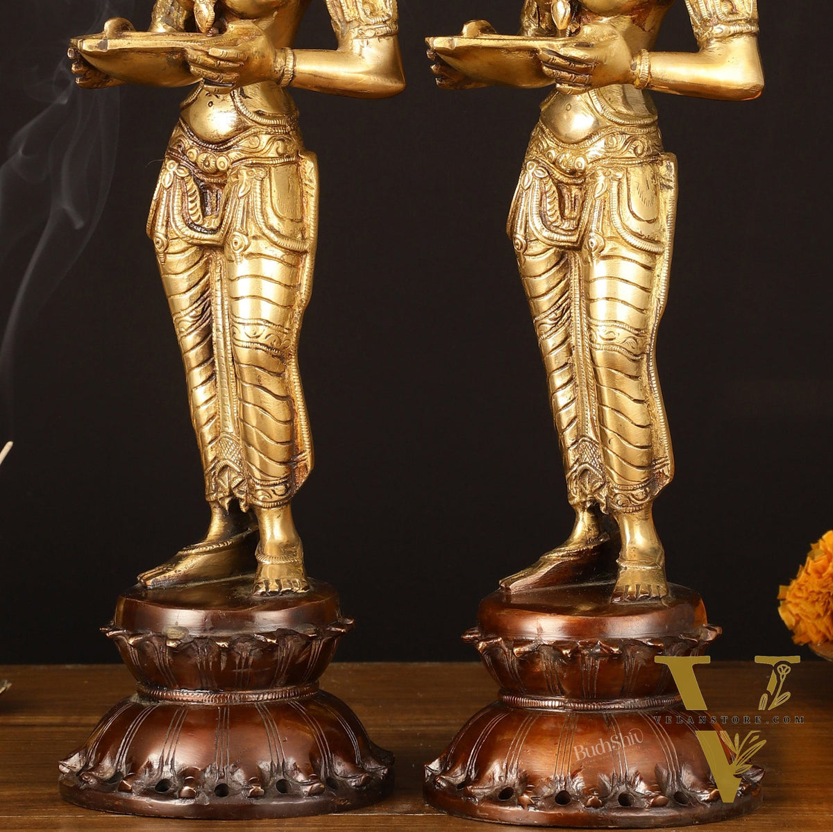 Brass Superfine Deep Lakshmi Pavaai Vilakku - 15" Lady with Diyas