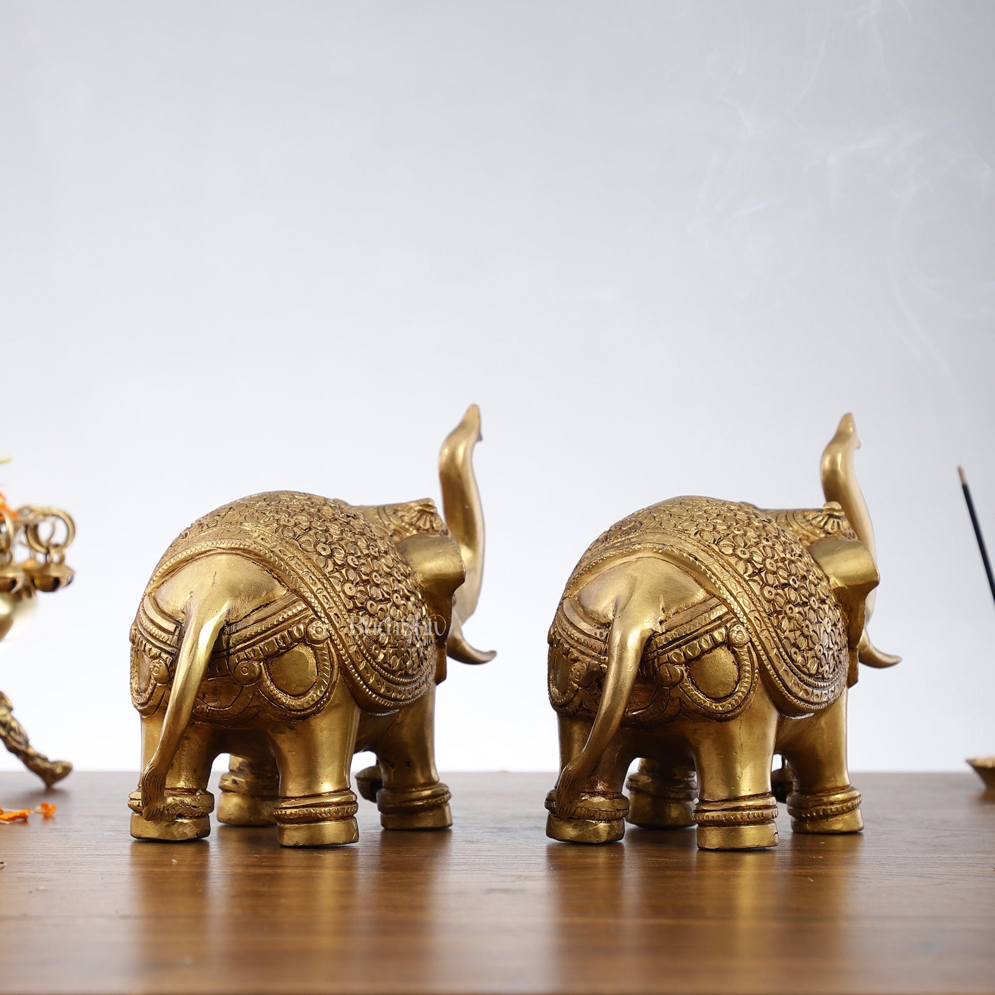 Brass Superfine Elephant Pair 6"