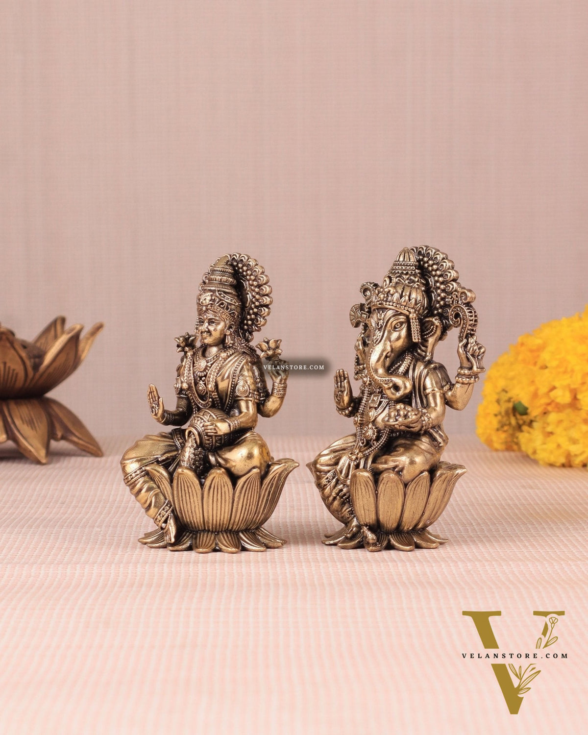 Brass Superfine Ganesh Lakshmi Idols - 4 Inch