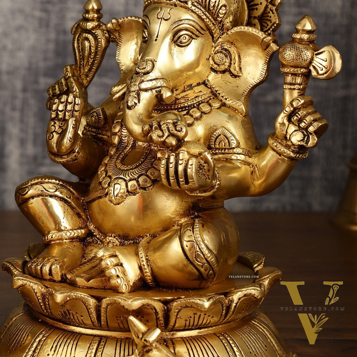 Brass Superfine Ganesha and Lakshmi Statues on Lotus | 9 Inch