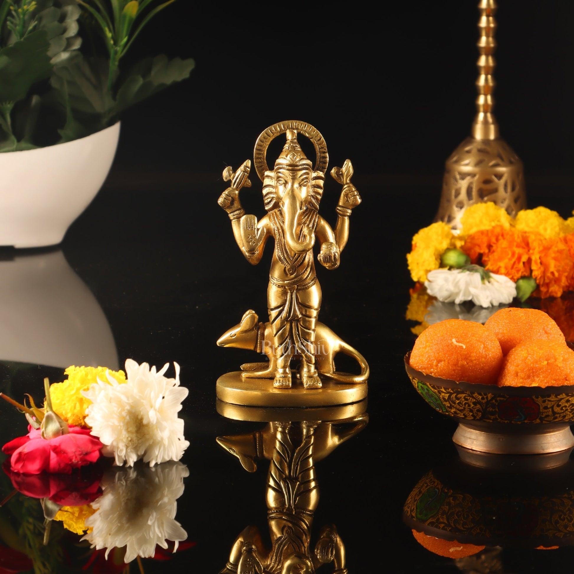 Brass Superfine Ganesha standing with mouse 5"