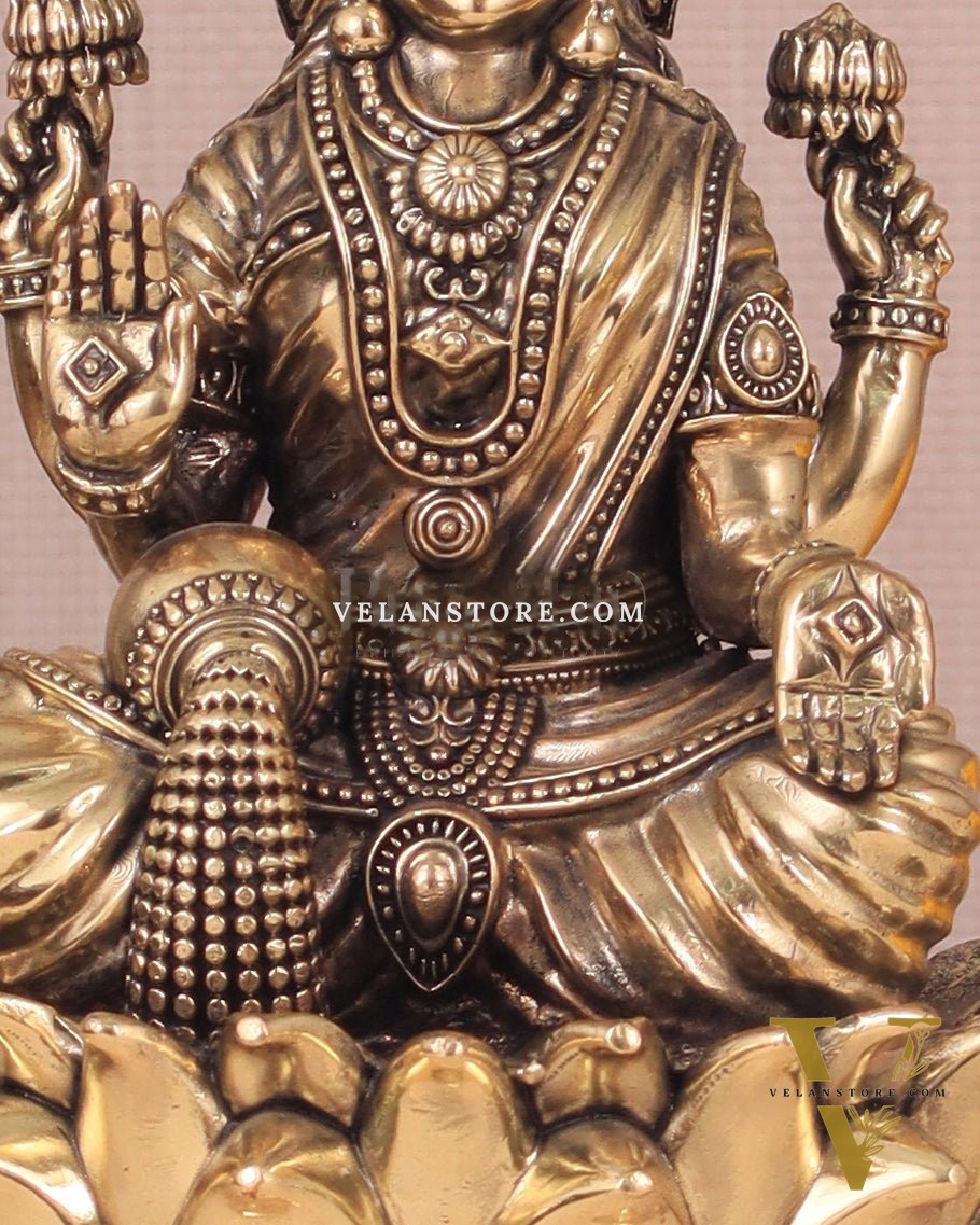 Brass Superfine lakshmi Idol - 8"