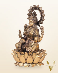 Brass Superfine lakshmi Idol - 8"