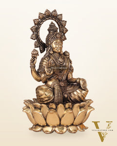 Brass Superfine lakshmi Idol - 8"