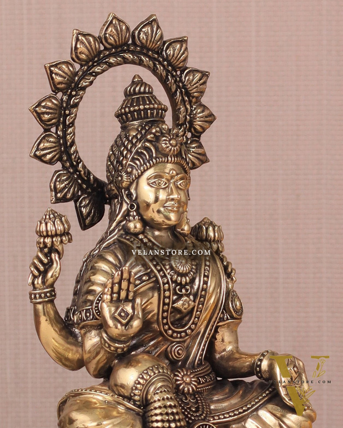 Brass Superfine lakshmi Idol - 8"