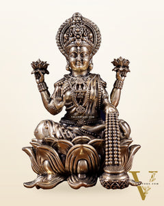 Brass Superfine Lakshmi Idol on Lotus Base 5"