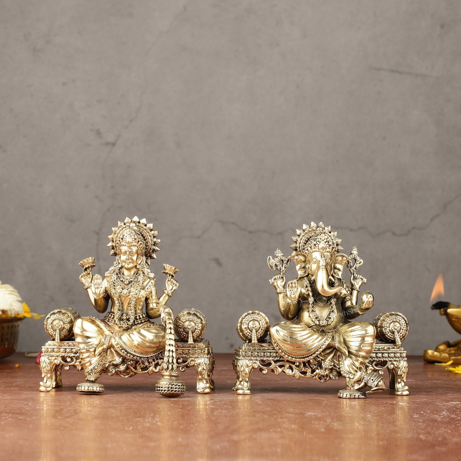 Brass Superfine Lord Ganesha and Goddess Lakshmi Idol Set | 4"