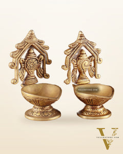 Brass Superfine Shankh Chakra Diya 3"