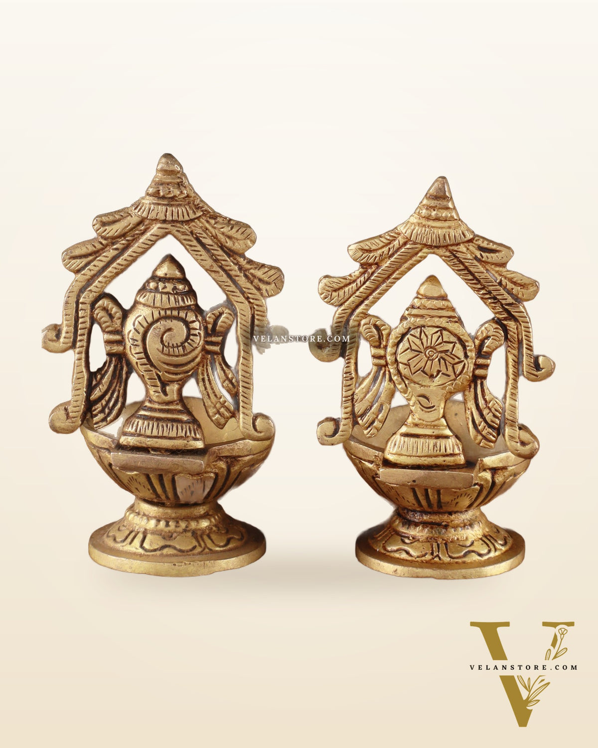 Brass Superfine Shankh Chakra Diya 3"