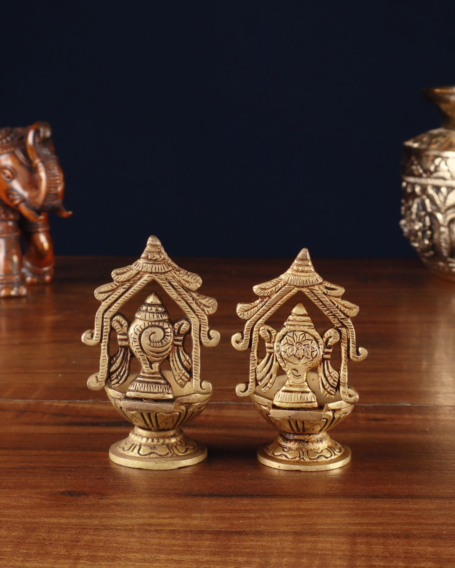 Brass Superfine Shankh Chakra Diya 3"