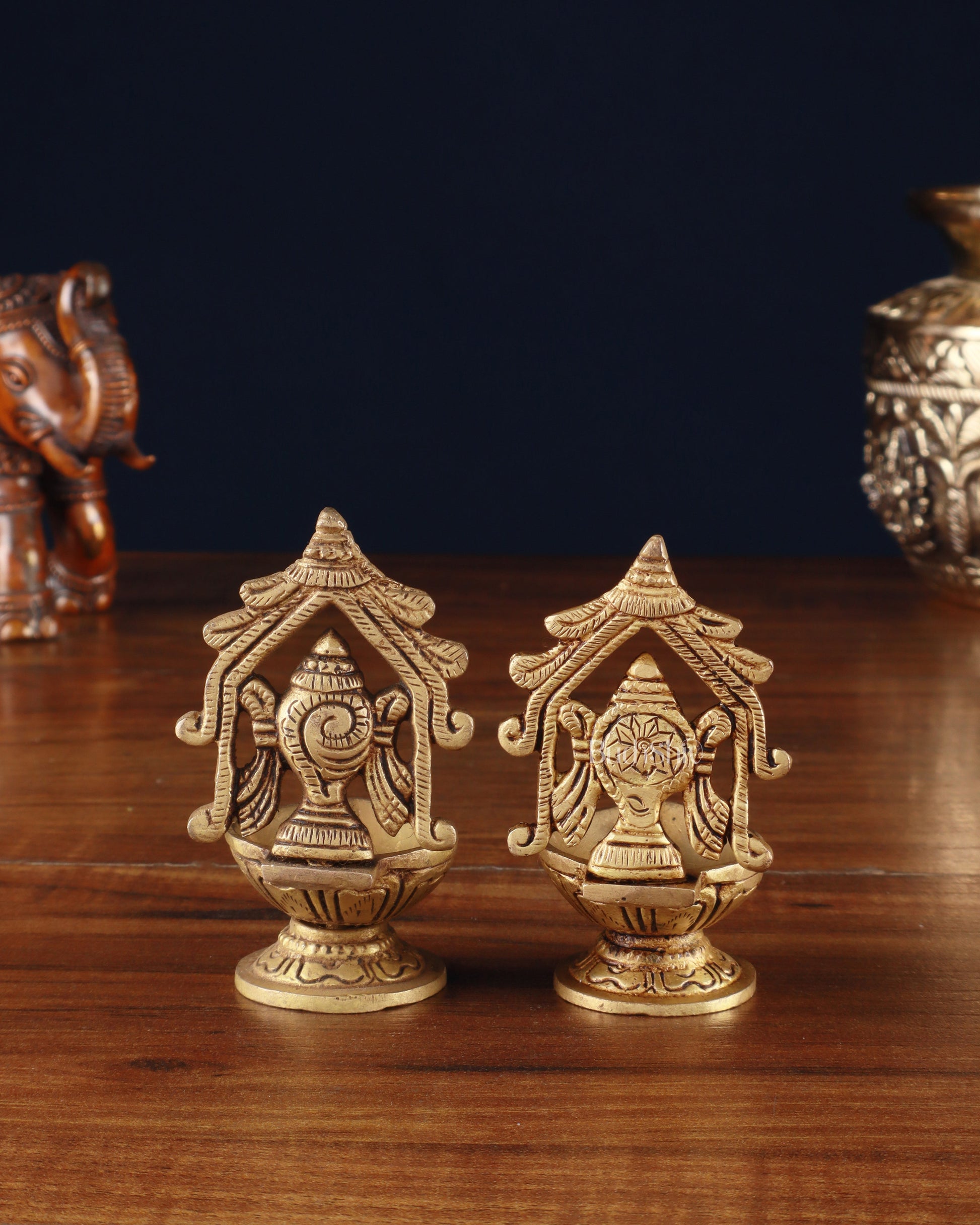 Brass Superfine Shankh Chakra Diya 3"