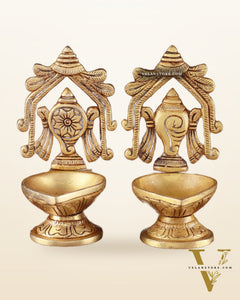 Brass Superfine Shankh Chakra Diya 4.5"