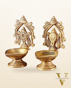Brass Superfine Shankh Chakra Diya 4.5"