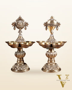Brass Superfine Shanku Chakra Lamps – Intricately Crafted 8 inch