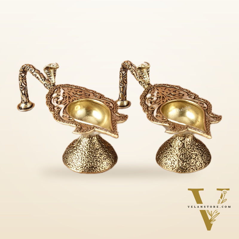 Brass Superfine Small Aarti Diya with Handles Pair | 1.5 Inch Height