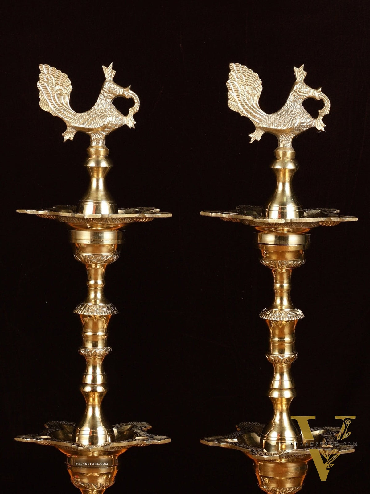 Brass Superfine Two-Step Inauguration Lamp – Elegant Design