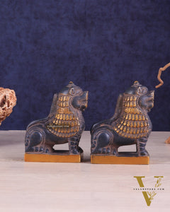 Brass Tibetan Snow Lion Pair – vintage Brass patina