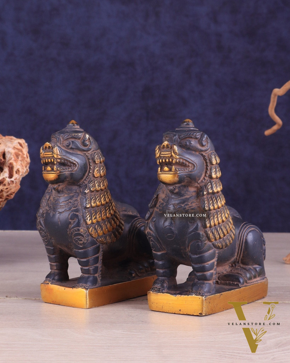 Brass Tibetan Snow Lion Pair – vintage Brass patina