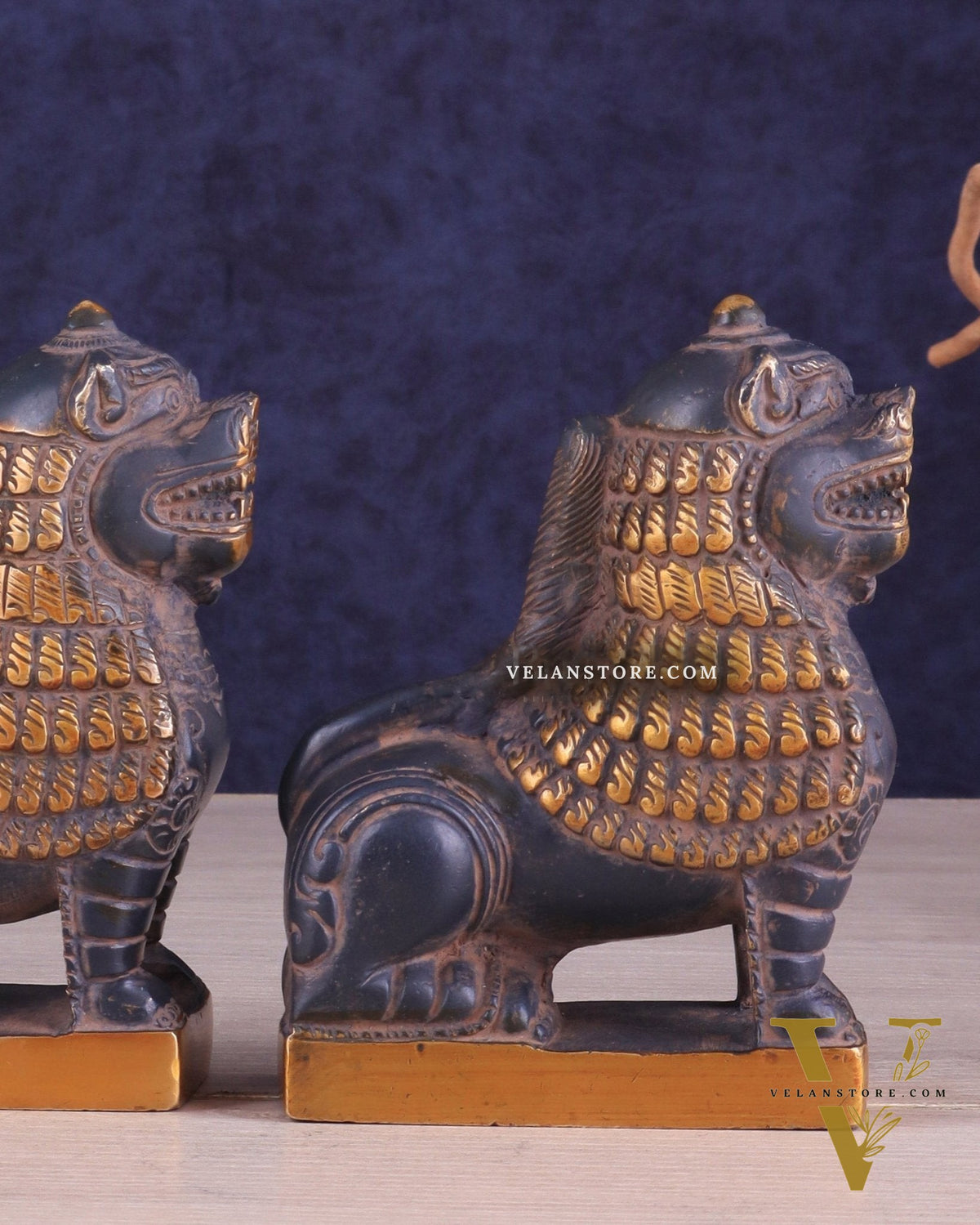 Brass Tibetan Snow Lion Pair – vintage Brass patina
