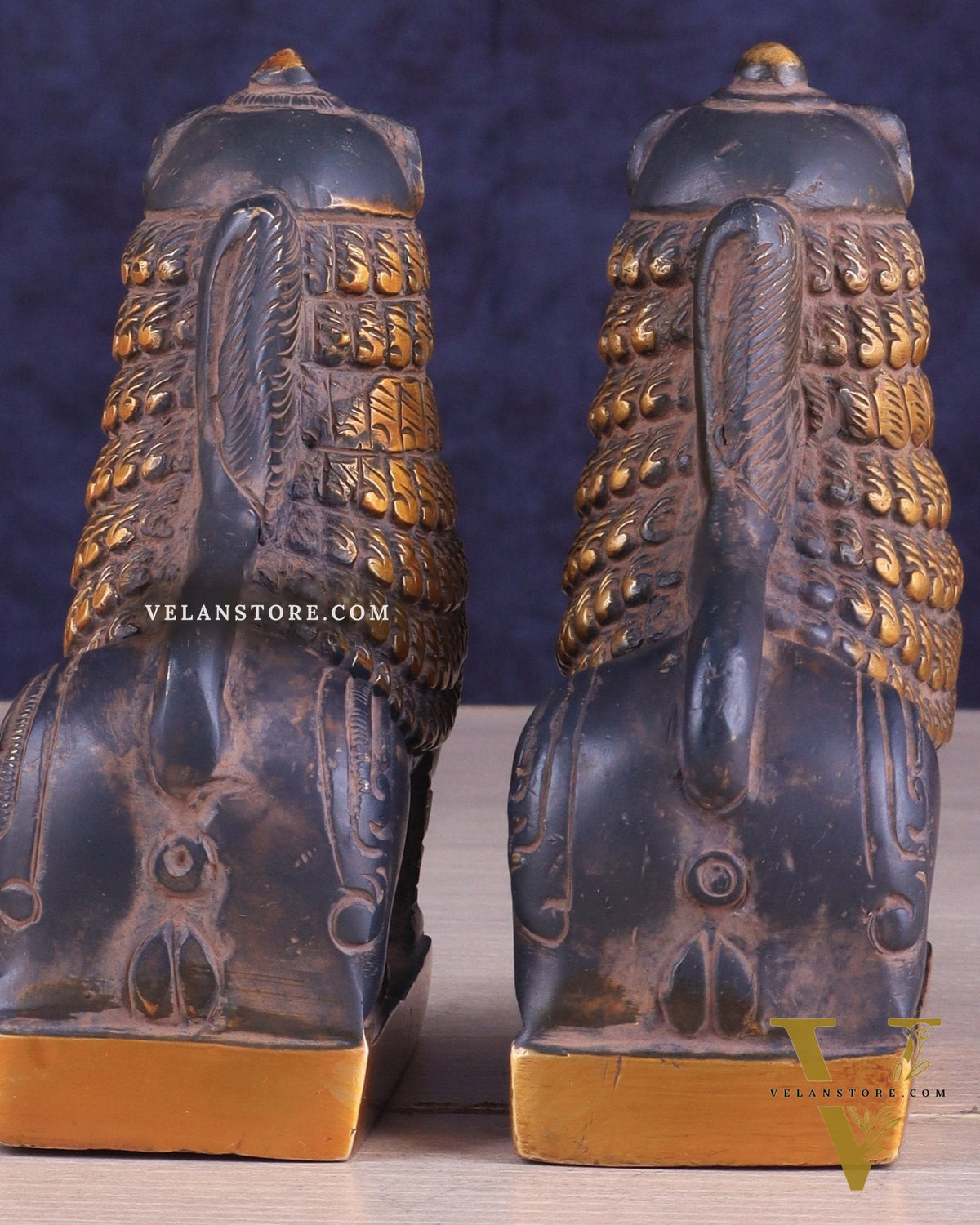 Brass Tibetan Snow Lion Pair – vintage Brass patina
