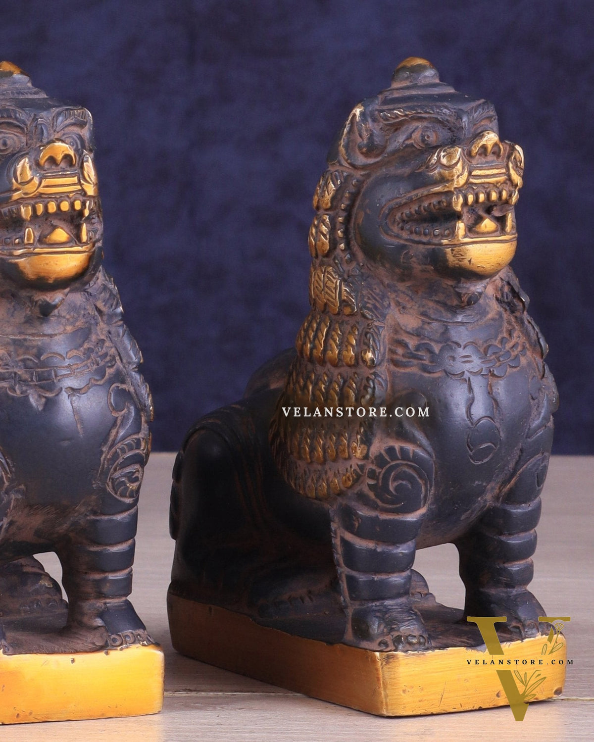 Brass Tibetan Snow Lion Pair – vintage Brass patina
