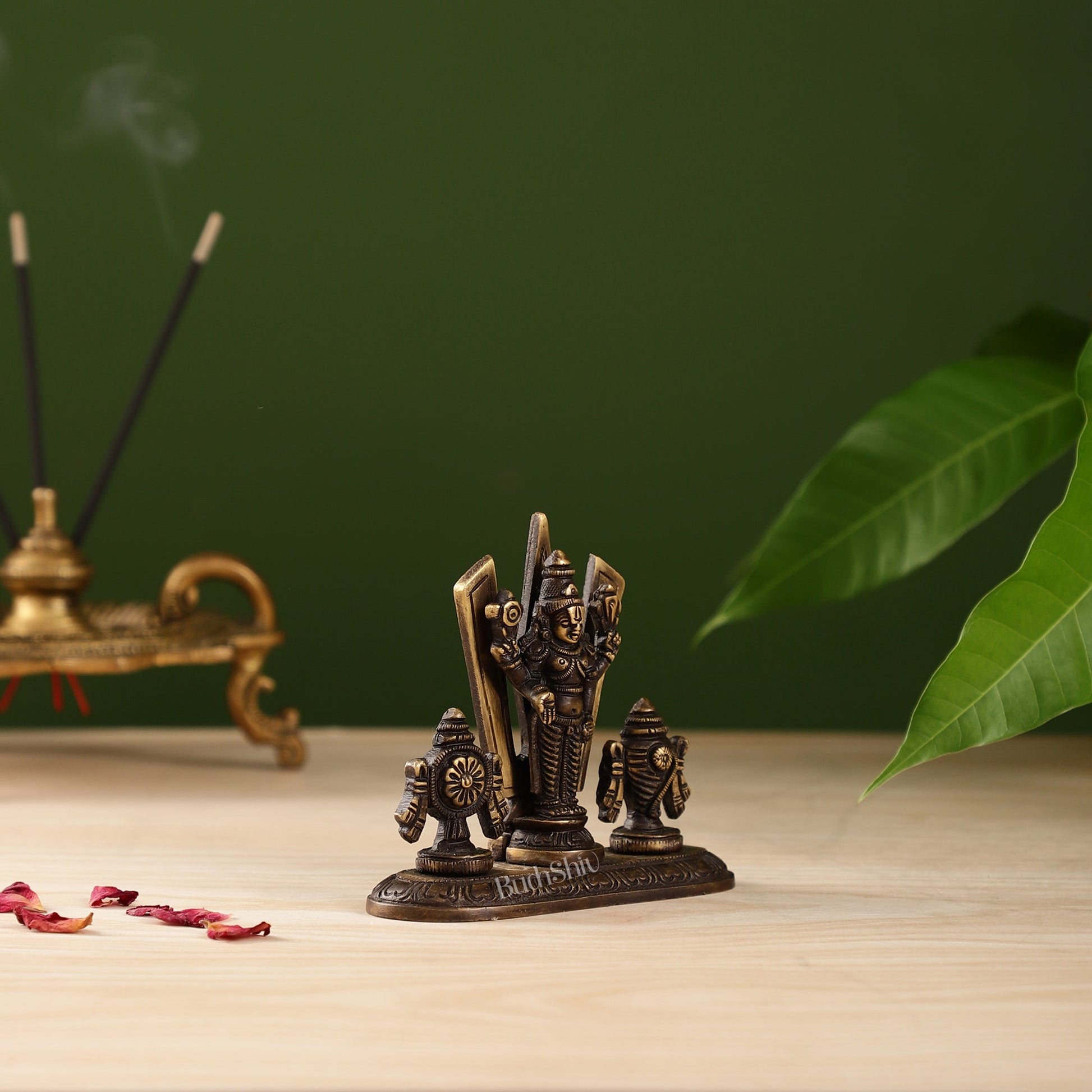 Brass tirupati balaji with Shankh Chakra namah 4"