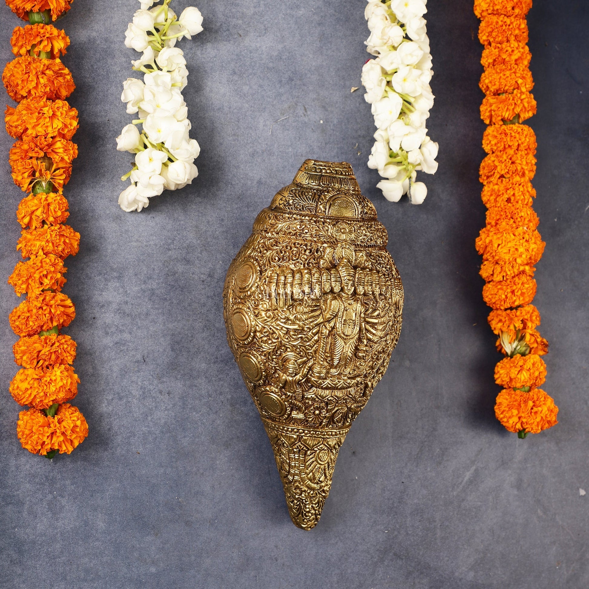 Brass Vishnu Virat Roop Vishwaroopam Shankh Conch 8.5 inch antique