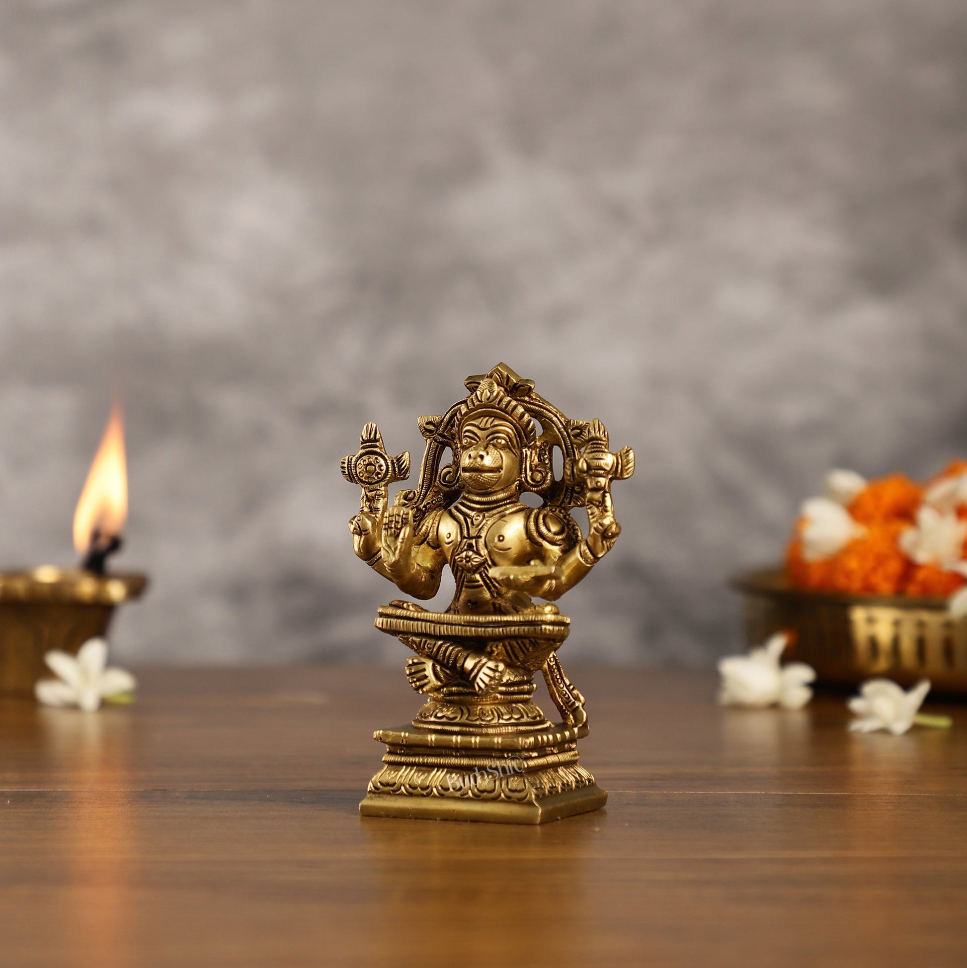 Brass Yoga Hanuman 4"