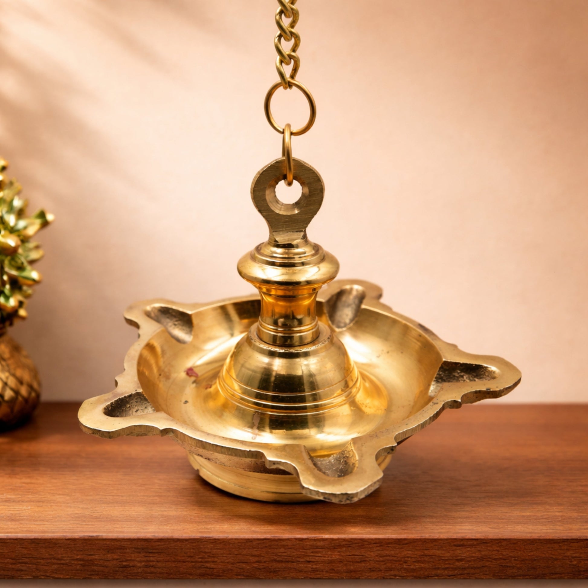 Brass Hanging Lamp Pooja Diya, Traditional Peetal Thooku Vilakku Deepam, Temple Hanging Oil Lamp, Mandir Hanging Jyoti Deepak, Kerala Tamil Style Vilakku for Home Pooja Decor, Gold, 4.5 Inch, 1 Piece
