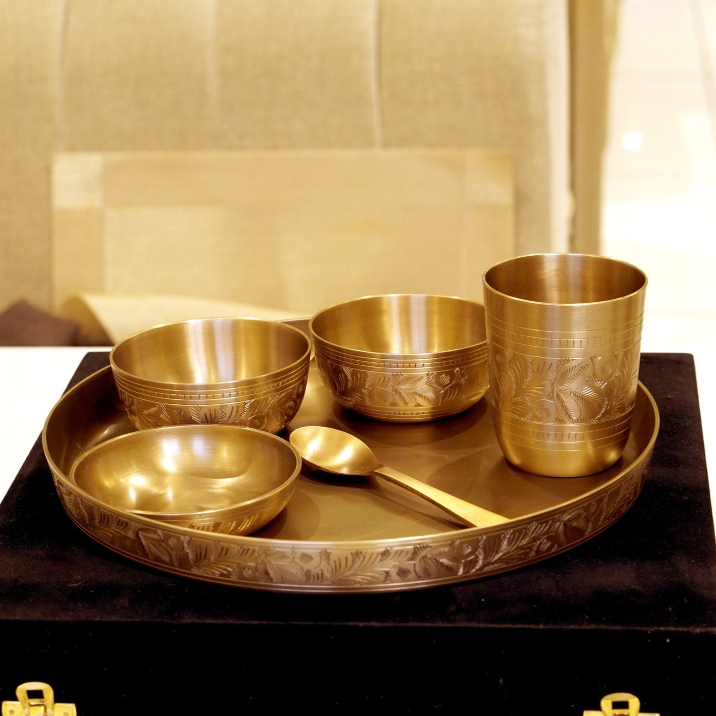 Kansa Engraved 6Pc Dinner Set with Velvet Box (11.5" Plate)