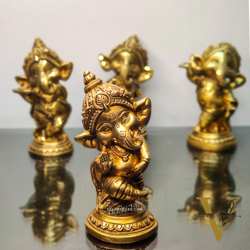 Buy Baby Ganesha Brass Idol Set of 4 - Golden | BudhShiv